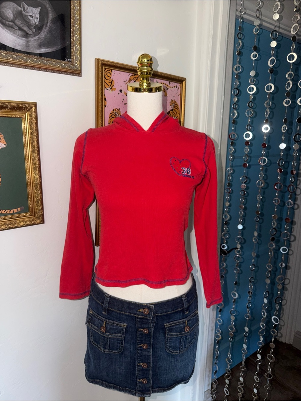 Vintage Y2K Red Hooded Long Sleeve Top with Heart Patch